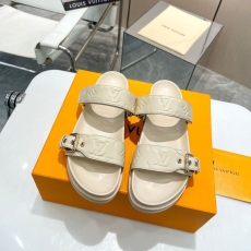 Louis Vuitton Slippers